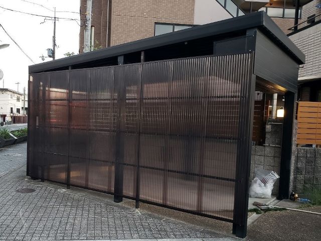 奈良市の車庫の波板外壁補強完了